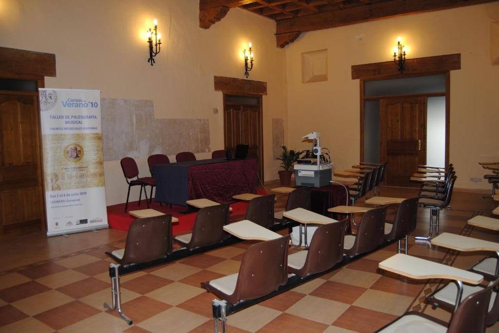 Hostel Hospederia Nuestra Senora De Magallon Leciñena